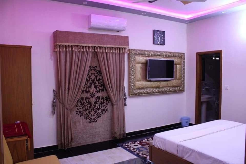 Hotel Clifton Inn Karachi Bagian luar foto